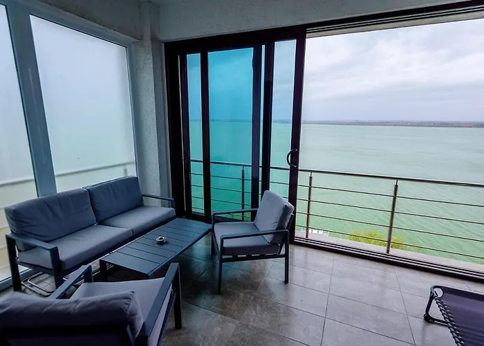 Lamera Residence Mamaia - Apartamente Cu 1-2-3 Camere Cu Acces Si Vedere La Lac *