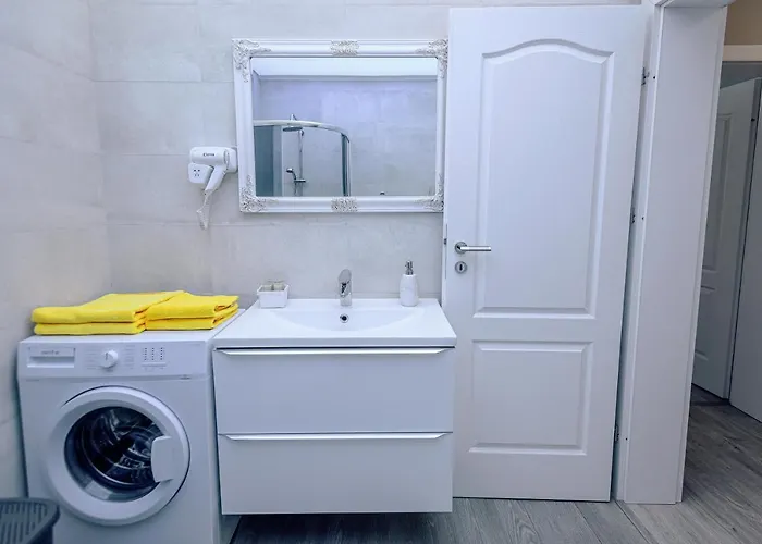 Lamera Residence Mamaia - Apartamente Cu 1-2-3 Camere Cu Acces Si Vedere La Lac מאמאיה