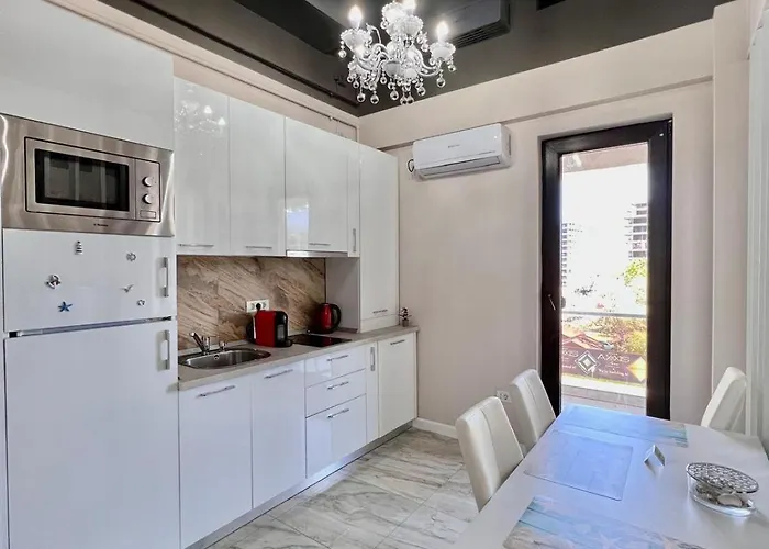 דירה Lamera Residence Mamaia - Apartamente Cu 1-2-3 Camere Cu Acces Si Vedere La Lac מאמאיה