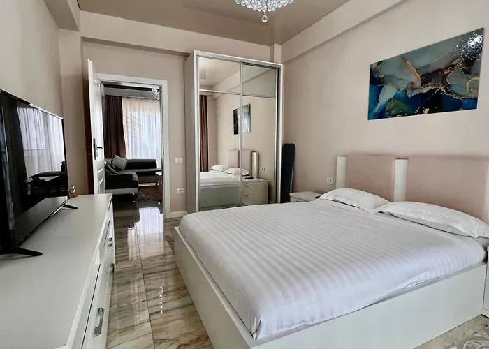 Lamera Residence Mamaia - Apartamente Cu 1-2-3 Camere Cu Acces Si Vedere La Lac דירה מאמאיה