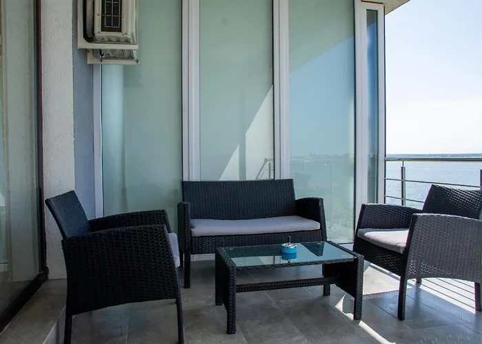 Lamera Residence Mamaia - Apartamente Cu 1-2-3 Camere Cu Acces Si Vedere La Lac *