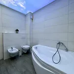 Apartment Lamera - Cu 1-2-3 Cu Acces Si La *
