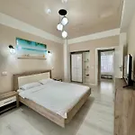 Apartment Lamera - Cu 1-2-3 Cu Acces Si La Mamaia