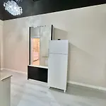 Lamera - Cu 1-2-3 Cu Acces Si La Apartment *