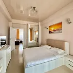 Lamera - Cu 1-2-3 Cu Acces Si La Mamaia