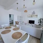 Lamera - Cu 1-2-3 Cu Acces Si La Apartment *