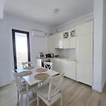 Lamera - Cu 1-2-3 Cu Acces Si La Mamaja