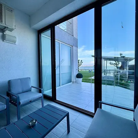 Apartmán Lamera - Cu 1-2-3 Cu Acces Si La Mamaia