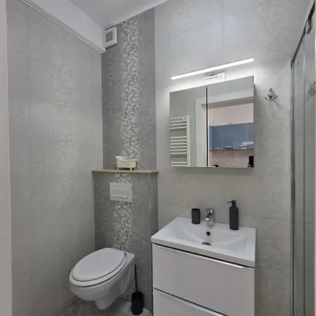 Lamera - Cu 1-2-3 Cu Acces Si La Appartement Mamaia