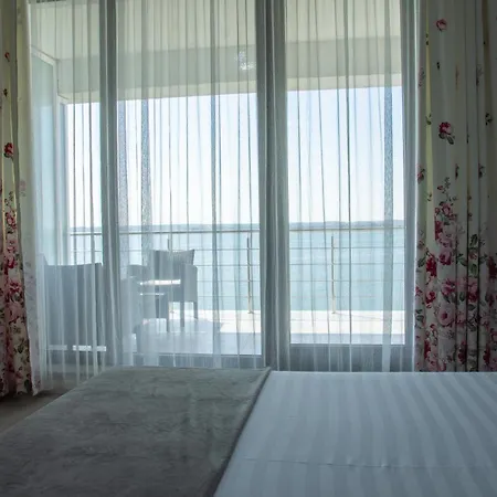 Lamera Residence Mamaia - Apartamente Cu 1-2-3 Camere Cu Acces Si Vedere La Lac Διαμέρισμα Mamaia