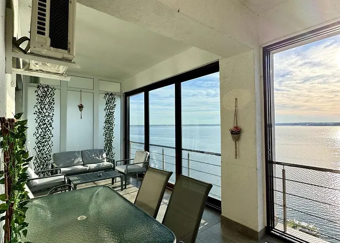 Διαμέρισμα Lamera Residence Mamaia - Apartamente Cu 1-2-3 Camere Cu Acces Si Vedere La Lac