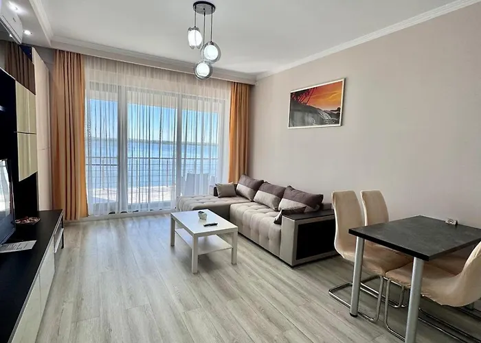 Lamera Residence Mamaia - Apartamente Cu 1-2-3 Camere Cu Acces Si Vedere La Lac Διαμέρισμα Mamaia