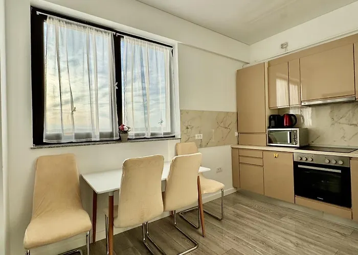 Lamera Residence Mamaia - Apartamente Cu 1-2-3 Camere Cu Acces Si Vedere La Lac