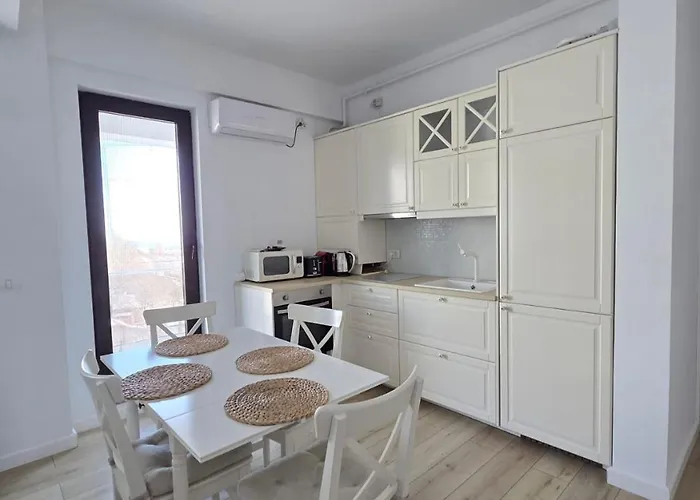 Lamera Residence Mamaia - Apartamente Cu 1-2-3 Camere Cu Acces Si Vedere La Lac Mamaia
