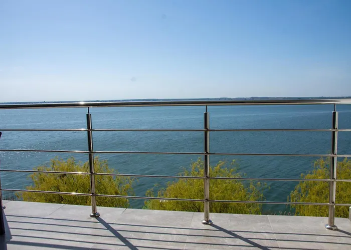 Διαμέρισμα Lamera Residence Mamaia - Apartamente Cu 1-2-3 Camere Cu Acces Si Vedere La Lac *