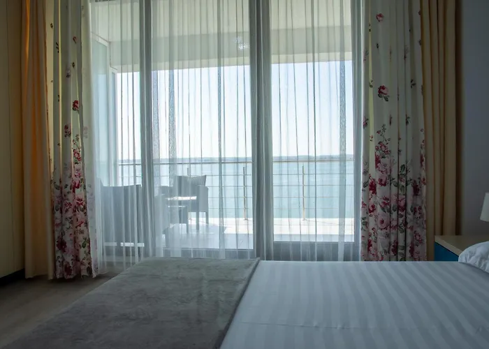 Lamera Residence Mamaia - Apartamente Cu 1-2-3 Camere Cu Acces Si Vedere La Lac Διαμέρισμα Mamaia